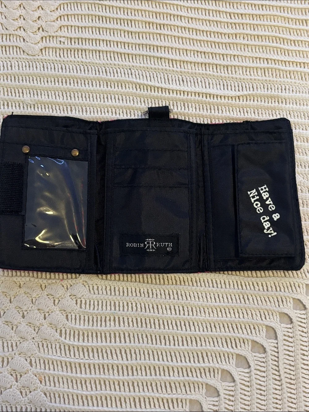 Robin Ruth compact trifold
